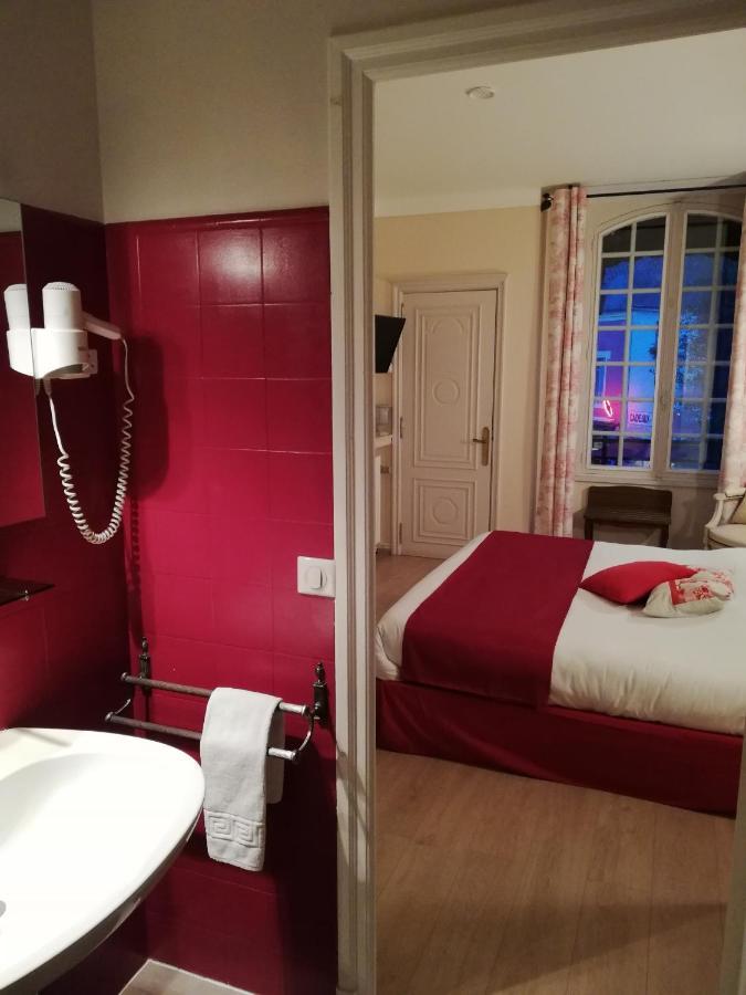 Hotel Les Deux Magots La Roche-Bernard Eksteriør billede
