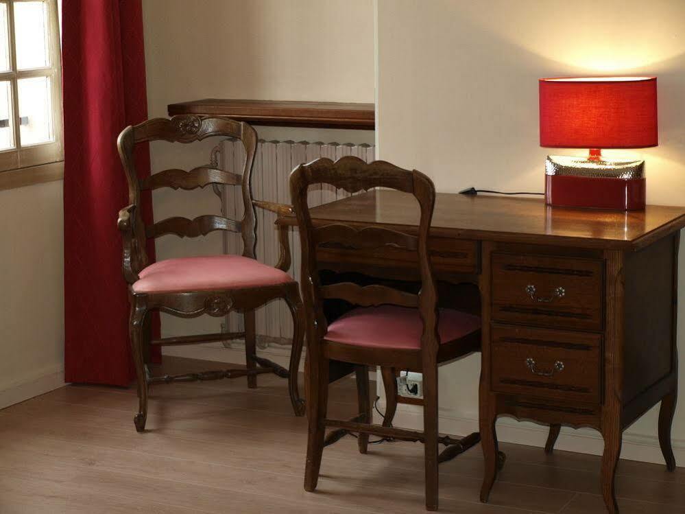 Hotel Les Deux Magots La Roche-Bernard Eksteriør billede